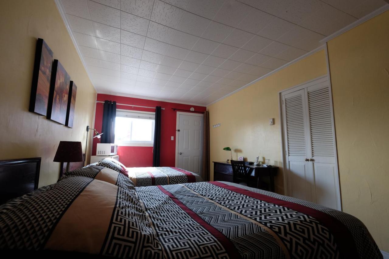 Trois-Rivières Motel Canadien المظهر الخارجي الصورة